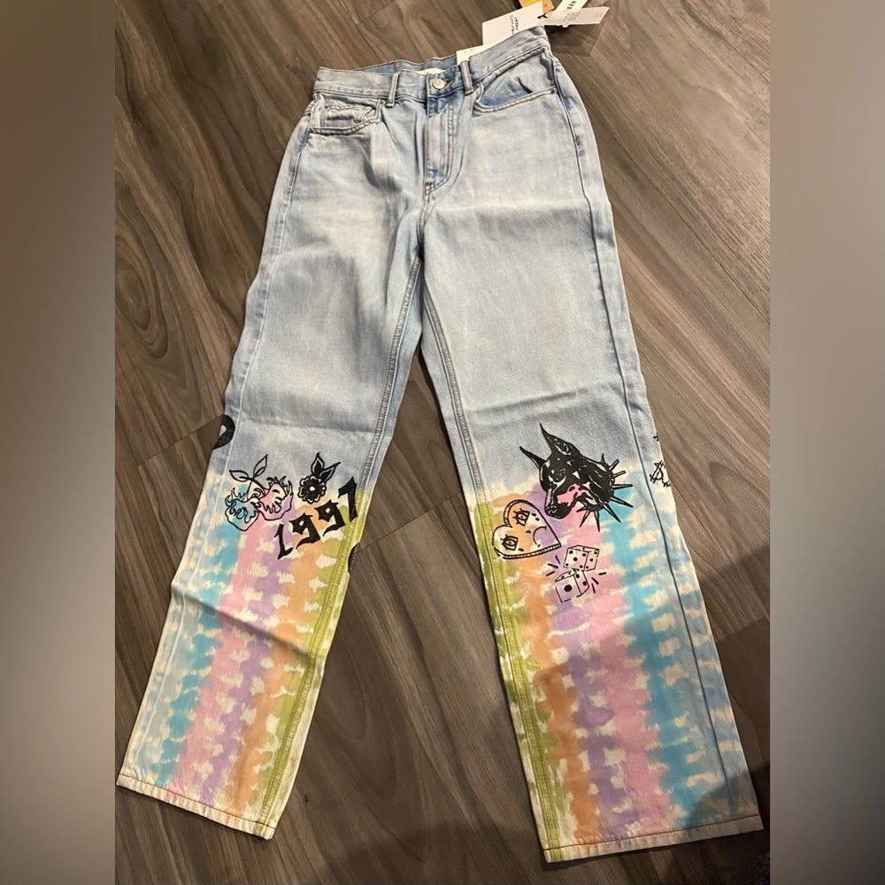 BRAND NEW Urban Outfitters jeans